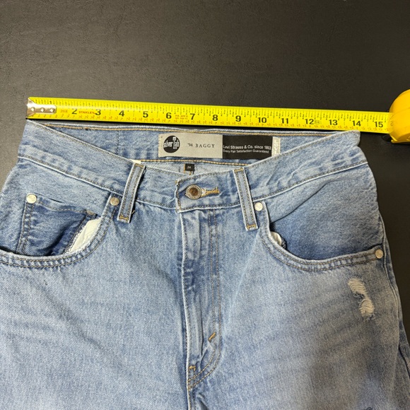 Levi’s 94 Baggy Distressed Silvertab Jeans Light Wash Size 26 - Picture 6 of 6